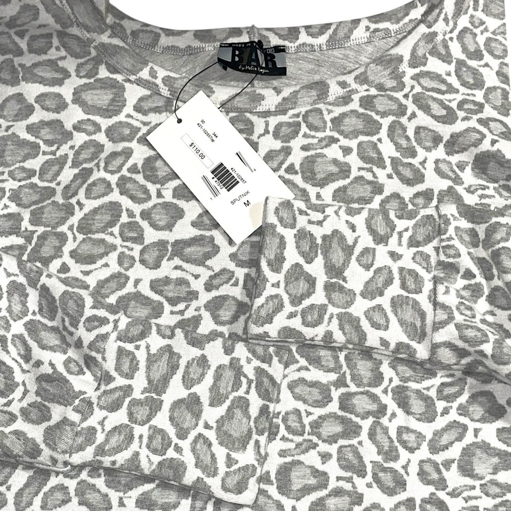 BAR by Melis Kozan Womens M Top Animal Print Long Sleeve Soft Gray MSRP $110 NWT - Picture 4 of 12